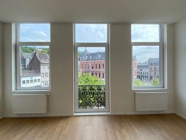 Directly with the owner Studio Furnished