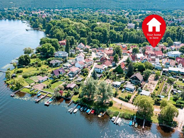 Directly at the castle park: Fully equipped roof terrace department near Potsdam