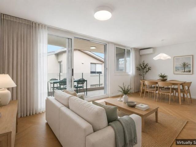 Directly Opposite Tamarama Beach | Stunning Ocean Views