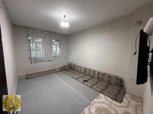 Direkli Mahallesinde Bahçeli 4 Odalı Kiralık Daire Masrafsız