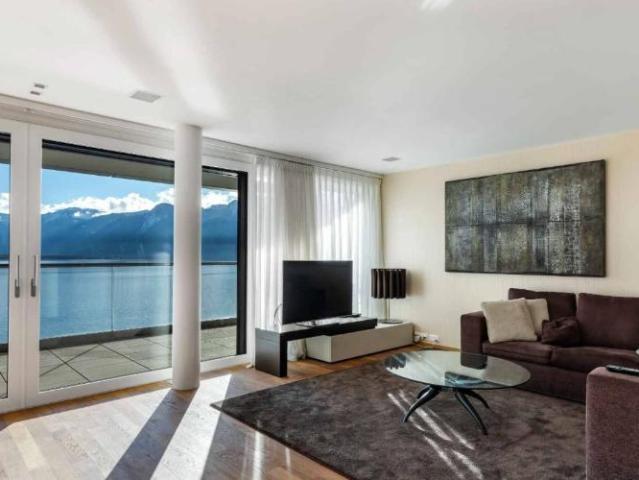 Direkt am Genfersee, luxuriöse Wohnung mit Panoramablick