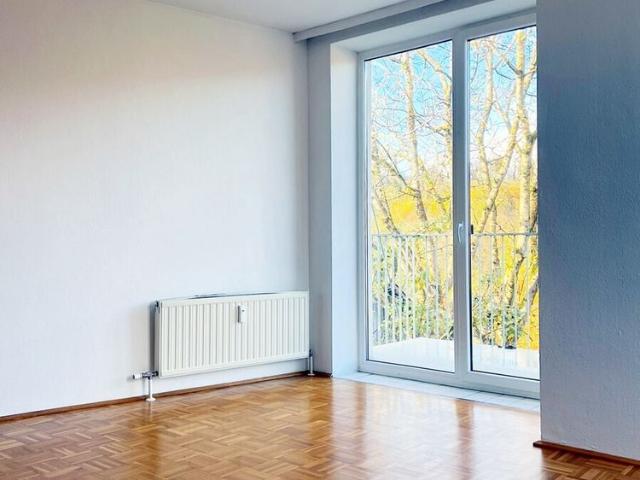 Direkt am Marktplatz: Charmante 2 Zimmer Wohnung mit Küche und allen Vorzügen direkt vor der Tür!