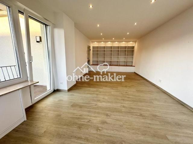 Direkt an den Mainwiesen: sanierte 4 Zi. Maisonette, 110 m², 2 Tageslichtbäder, Südwest Balkon, EBK