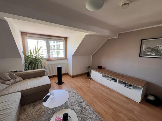 Direkt im Zentrum von Passau! 2 Zimmer Dachgeschoßwohnung mit viel Charme und EBK