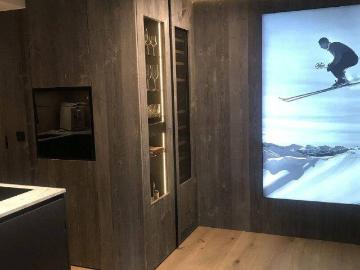 Direkt in Kitzbühel: Außergewöhnliches Stadt Domizil im exklusiven Chalet Stil