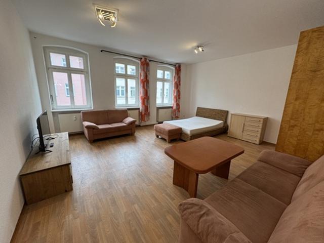 Direkte Innenstadtlage! möblierte 2 Zimmerwohnung mit Balkon!