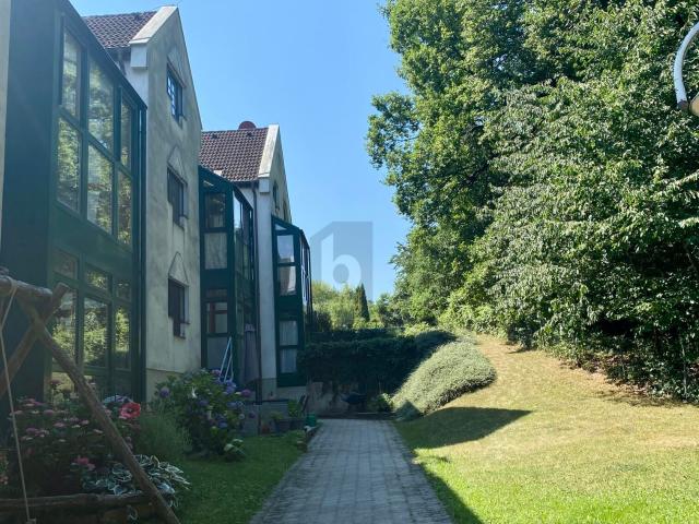 DIREKTES WOHNEN AM DUNKELSTEINERWALD