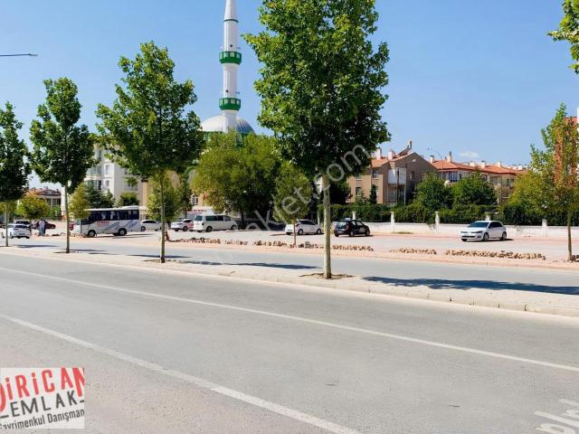 Dirican'dan Selahaddin Eyyubi M. Şehit İbrahim Betin Okulu Karşı