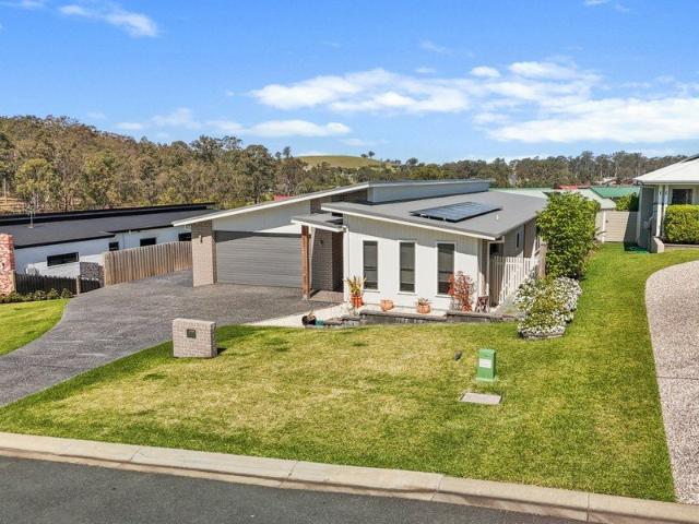 Distinctive Design on 1050sqm in the Prestigious Fairview Estate