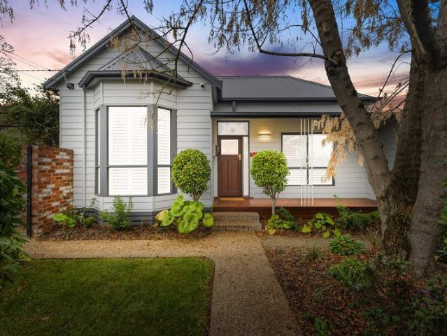 Distinctive Design with Period Character