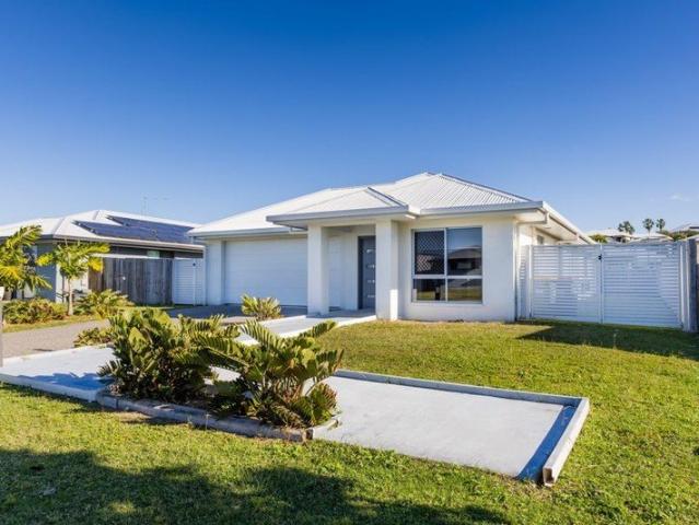 DISTINCTLY UNIQUE PURPOSE BUILT HOME OFFERING COMFORT, ACCESSIBILITY & MODERN LIVING