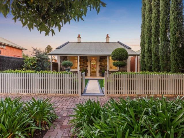 DISTINGUISHED CHARACTER, TIMELESS PRESTIGE BEAUTIFULLY RESTORED BLUESTONE COTTAGE, MINUTES FROM THE CBD