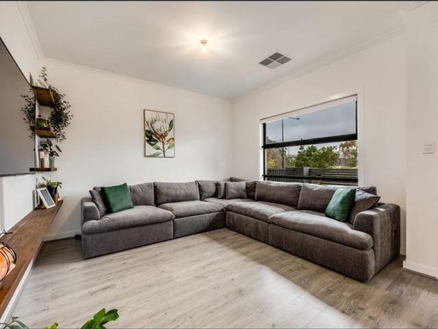 Discover the charming blend of comfort and style in this inviting Mount Barker residence