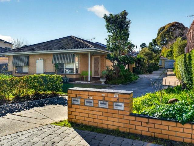 Discover the perfect blend of tranquillity and convenience in this inviting unit