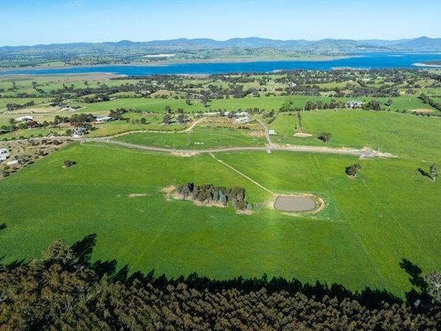 Discover the Perfect Rural Lifestyle at Eagle Rise Estate Table Top, Final Stage