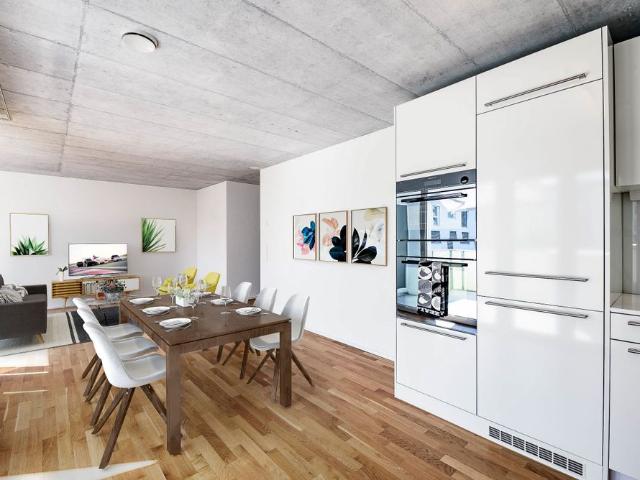 Discover your new home in this wonderfully bright ground floor apartment!