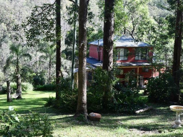 Discover your dream escape at Gully Falls Housean idyllic rainforest retreat