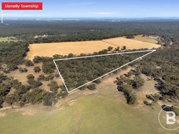 DISCOVER YOUR IDEAL 9 ACRE BUSH RETREAT IN TRANQUIL COUNTRY VICTORIA!