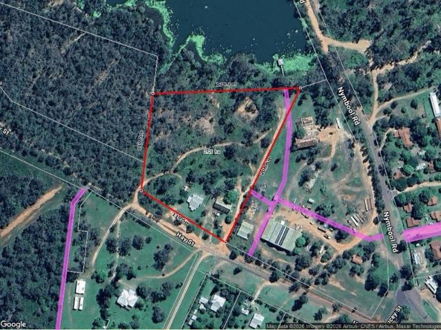 Discover a unique investment opportunity on 2.26 hectares of prime land Mount Garnet
