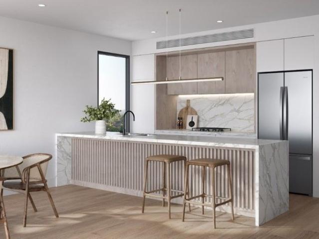 5% DEPOSIT ON EXCHANGE: Large 3 Bedrooms with Corner Unit