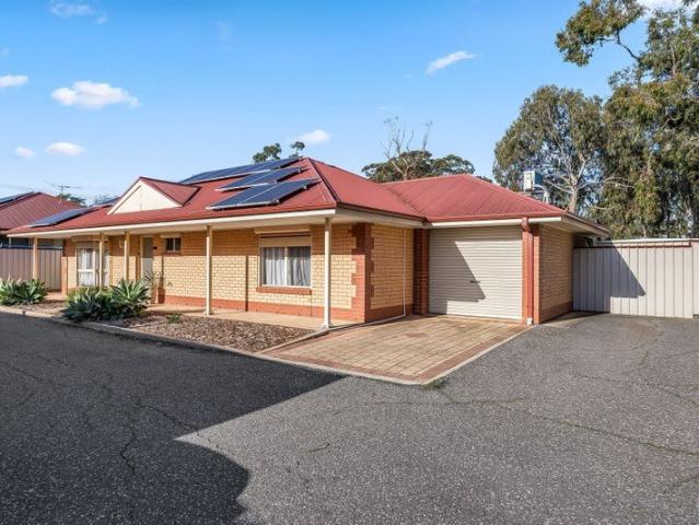 Discover comfort and convenience in this charming unit an ideal retreat for those seeking a harmonious blend of style and practicality