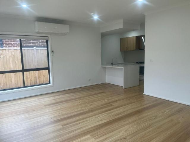 Discover Exceptional Family Living in Tarneit!
