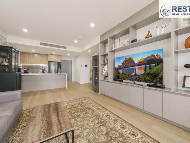INSPECTION BY APPOINTMENT Discover Modern Elegance: Stunning 3 Bedroom Apartment Heart of Schofields.