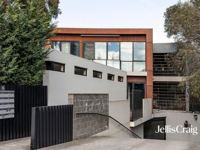 Discover Modern Living