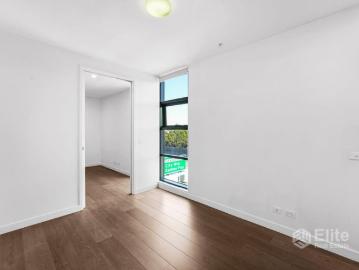 Discover Modern Urban Living: 1 Bedroom Apartment for Rent in Parkville
