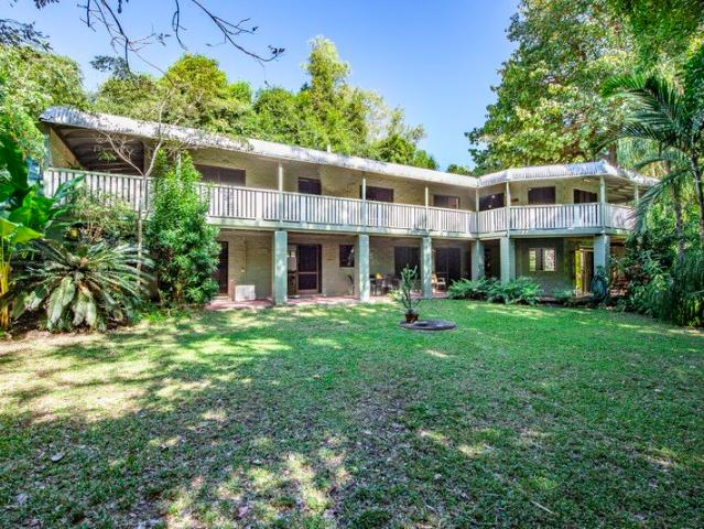 Discover Paradise Living on Magnetic Island!