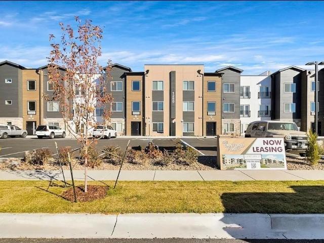 Discover Sanford Flats — Modern Living in the Heart of Grand Junction Studio Apartment for Rent at 1260 Bookcliff Ave, Grand Junction, CO 81501 Fairmount