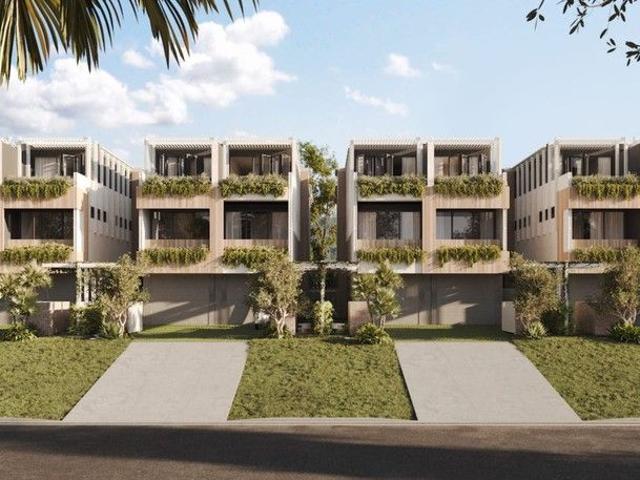 Discover SOLIS: Coastal Luxury Redefined