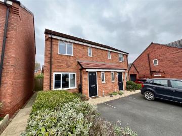 DISCOVERY DRIVE, MELTON MOWBRAY 3 bed semi detached house to rent £1,075 pcm £248 pw