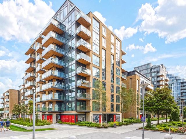 Discovery House, Battersea Reach SW18, 2 bed flat to rent, £3,000 pcm | PrimeLocation