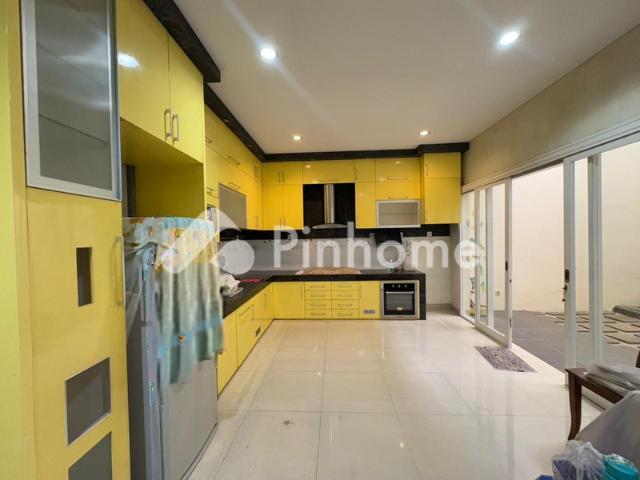 Disewakan Rumah Cluster Beverly Ppc21b di Lippo Cikarang Rp125 Juta/Tahun | Pinhome