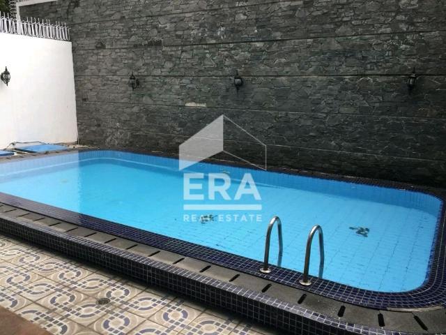 Disewakan Rumah Besar Cocok Untuk Kantor Strategis Cipaganti Bandung