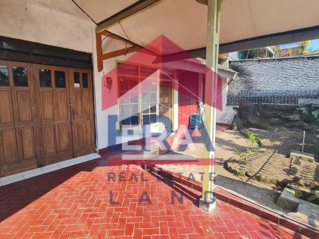 Disewakan Rumah di Jalan Pondok Blimbing Indah Malang