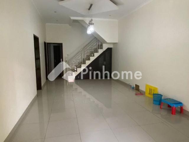 Disewakan Rumah Mewah di Ciaul Pasir Rp40 Juta/Tahun | Pinhome