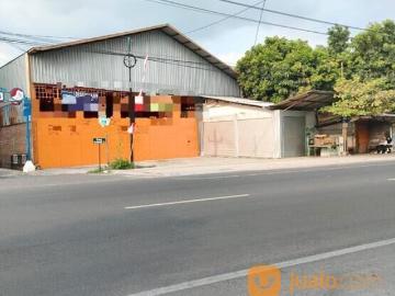 Gudang untuk disewakan di Setabelan - Ruang penyimpanan