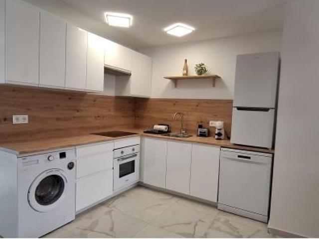 ✨ Diseño, altura y confort: estrena tu nuevo hogar en Torrevieja por 270.000 € ✨