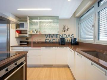 Diseño contemporáneo y legado histórico: una pieza arquitectónica junto a Bellesguard