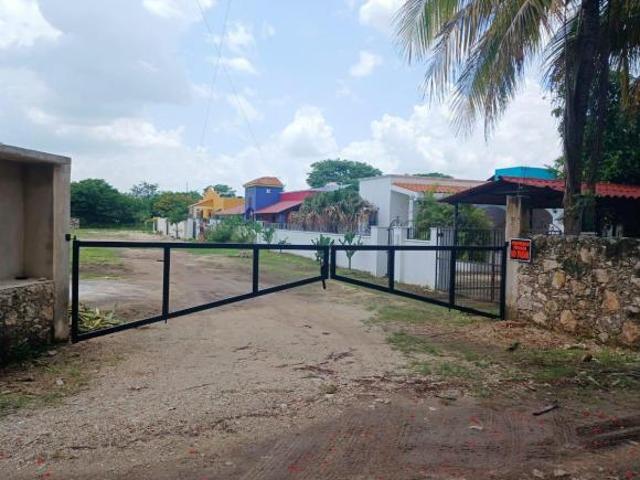 Disfruta! Terreno 625m2 Izamal en comunidad de extranjeros