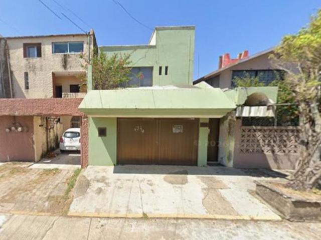 DISFRUTA DE ESTA HERMOSA CASA EN 18 DE MARZO #308, COATZACOALCOS, VERACRUZ