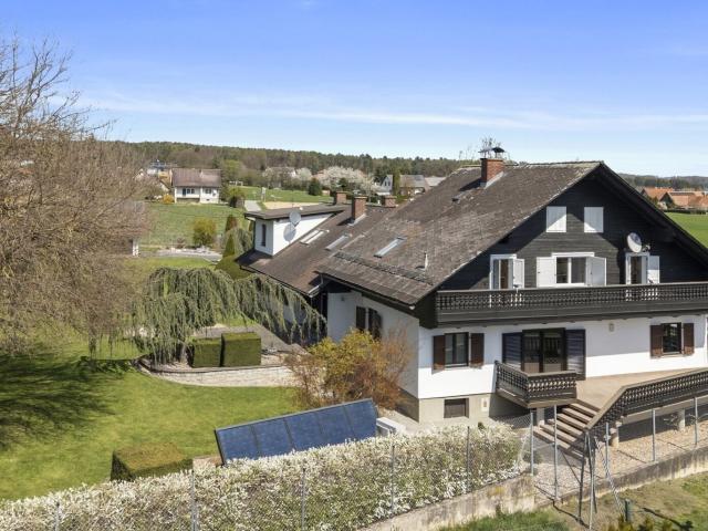 Diskreter Landsitz mit Garten Idylle & Nebengebäuden Stilvolle Villa in Ottendorf an der Rittschein