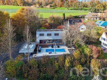 Diskreter Luxus eine von Architekten entworfene Villa, die Sie unbedingt entdecken sollten