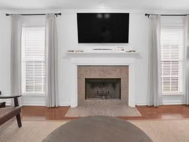 Dison Drive