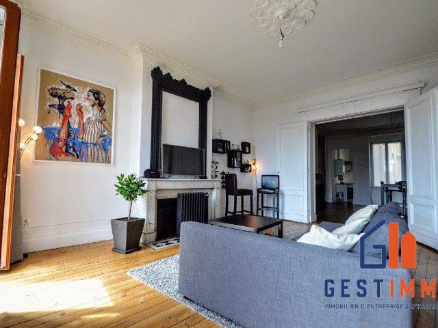 DISPO POUR VISITES * CHARTRONS T3 TRAM B ARRET 'LES HANG