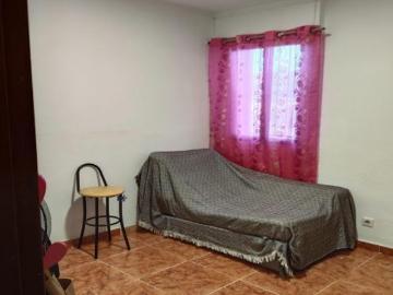 Disponible para Mayo Piso semi amueblado 2 dormitorios