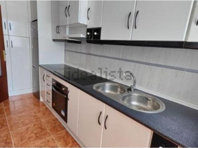 Disponible para Mayo Piso semi amueblado 2 dormitorios
