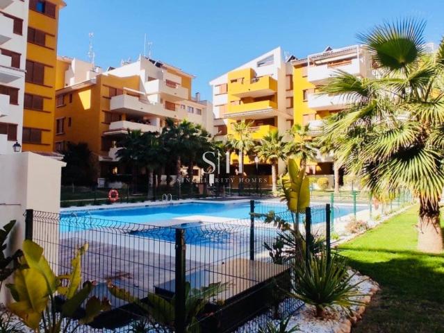 ¡Disponible para visitas con cita previa! Este luminoso apar. 111m² Orihuela Costa